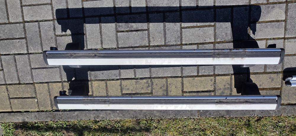 Podwójny Bagażnika rowerowy na dach THULE wraz z belkami