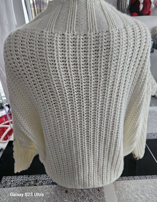 Nowy sweter damski uni
