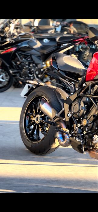 MV Agusta 800R Deagster