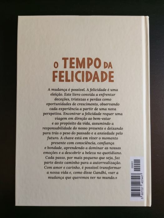 Livro "O Tempo da Felicidade" de Monica Bertelli