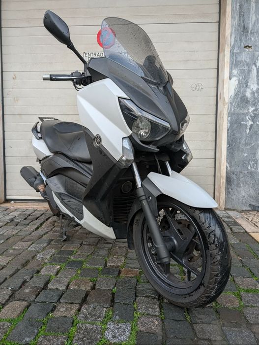Yamaha X-Max 125cc