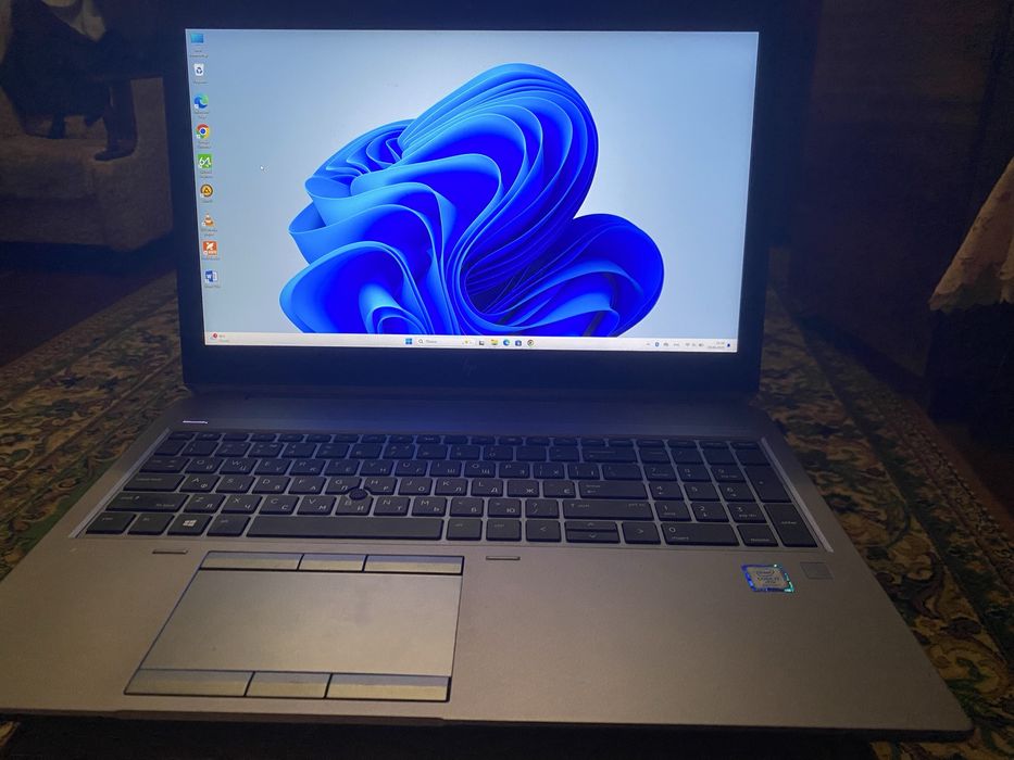 Продам ноутбук HP ZBOOK 5 G15 32 ОЗУ SSD 1TB M.2