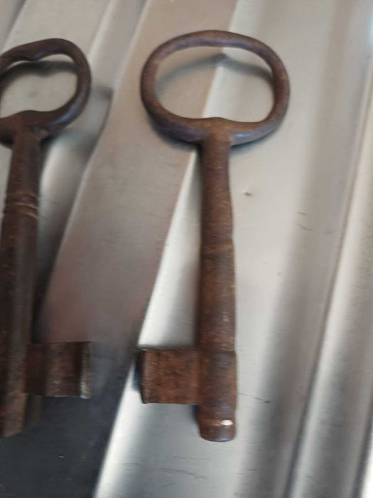 Varias chaves de fechaduras antigas