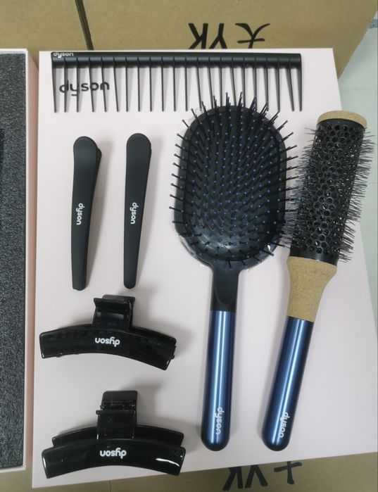 Преміальний подарунковий набір для волосся Dyson