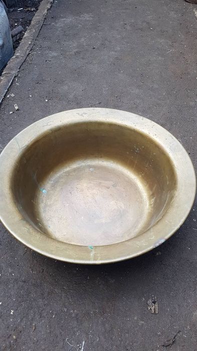 Таз     латунный