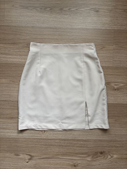 Жіноча міні спідниця