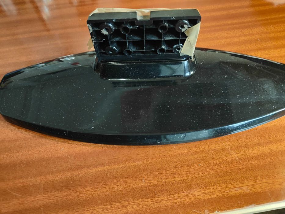 TV Stand - Various64550168009985120