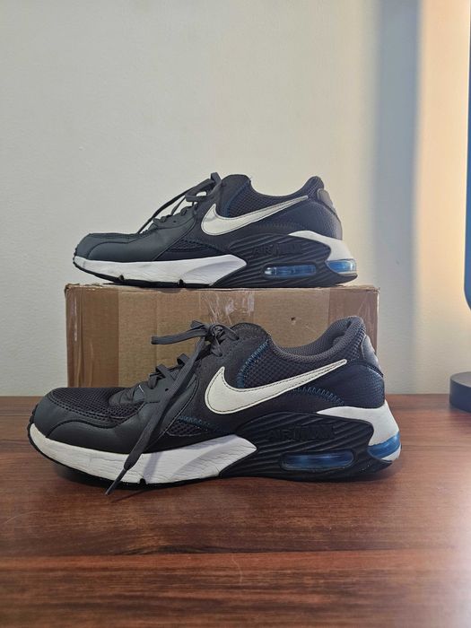 Nike Air Max Excee 42,5 szare oryginalne stan bdb