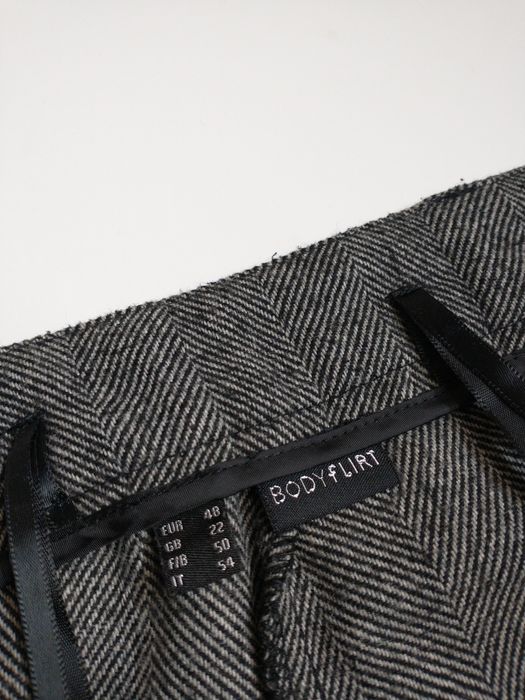 BODYFLIRT spodnie damskie w jodełkę, 10% wełny, rozmiar 48