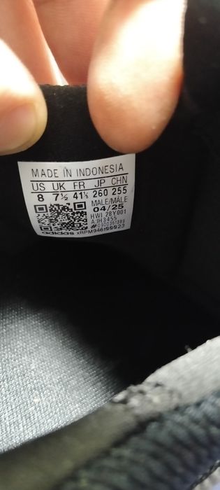 Кросівки ADIDAS нові