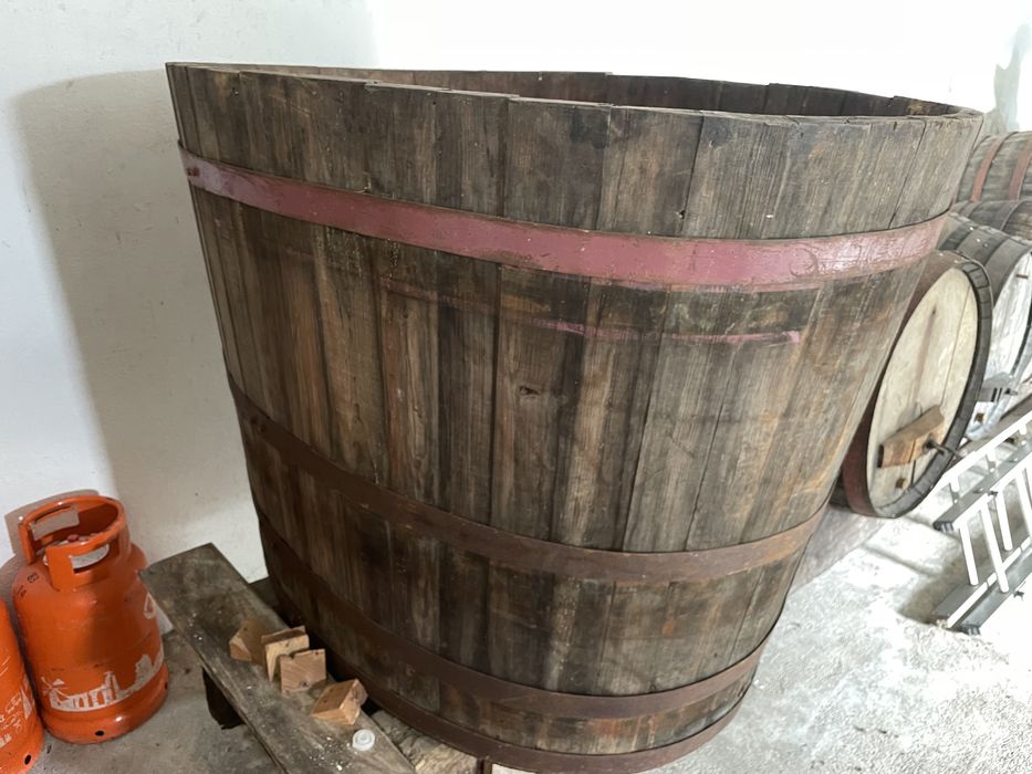 Pipas de vinho antigas