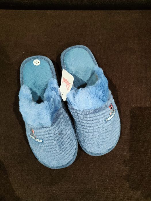 40/41 damskie kapcie nowe