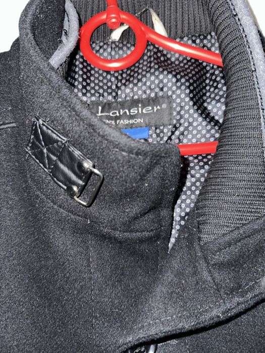 Męski krótki czarny płaszcz Lansier L