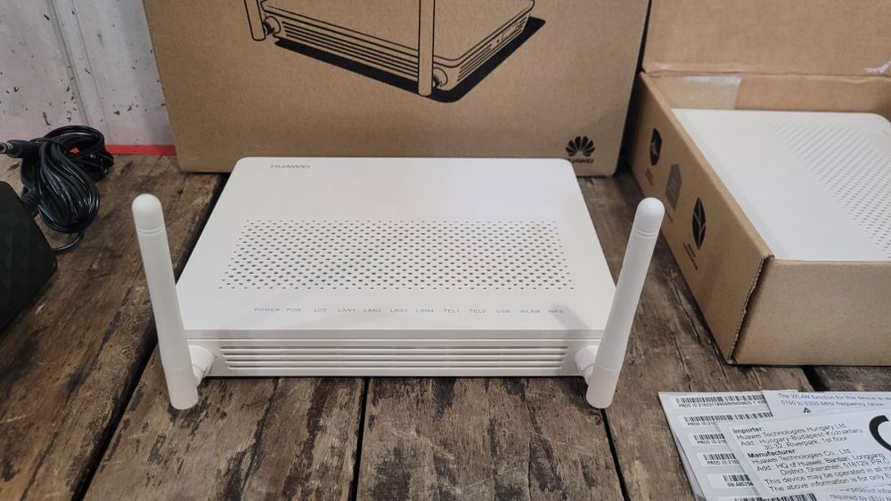 Wi-Fi Роутер " HUAWEI "