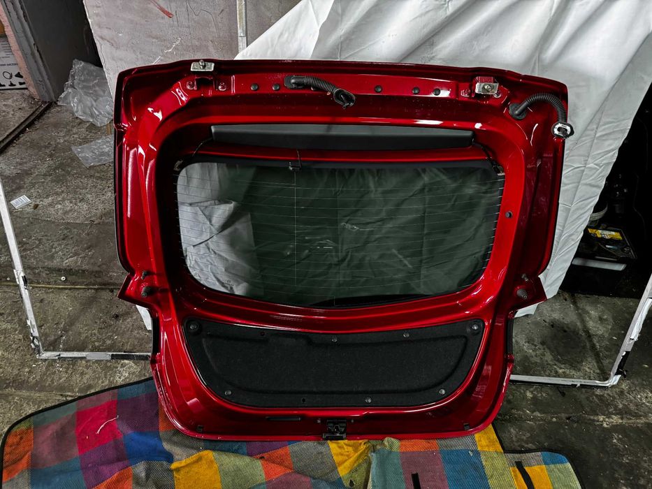 Mazda 2 dj  15-22 41v klapa tylna idealna