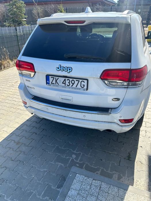 Jeep Grand Cherokee Jeep Grand Cherokee pierwszy użytkownik. Serwisowany. Samochód po wymi