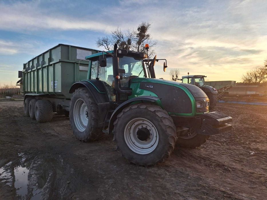 Ciągnik rolniczy VALTRA T-191