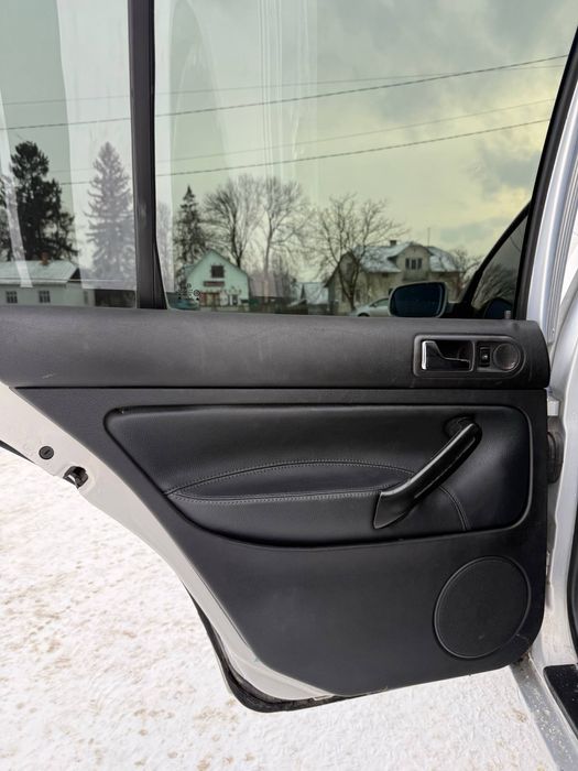 Продам Volkswagen Golf IV 1.6 газ/бензин, автомат