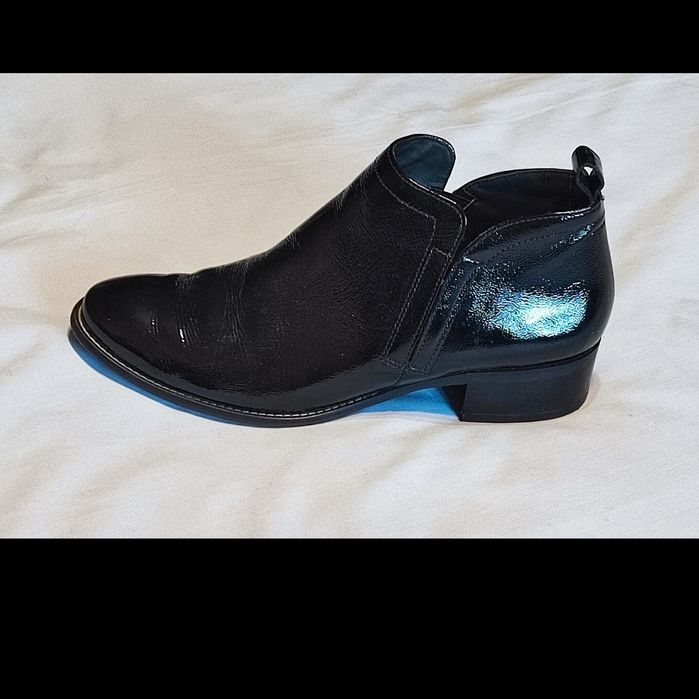 Элегантные ботильоны бренда paul green