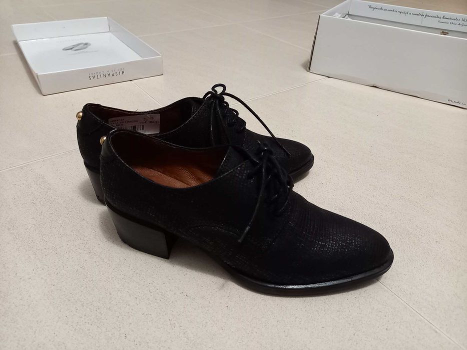 Sapatos novos marca Hispanitas