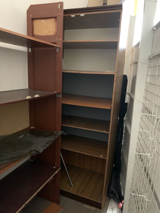 Стелажі металеві, шафи, тумби