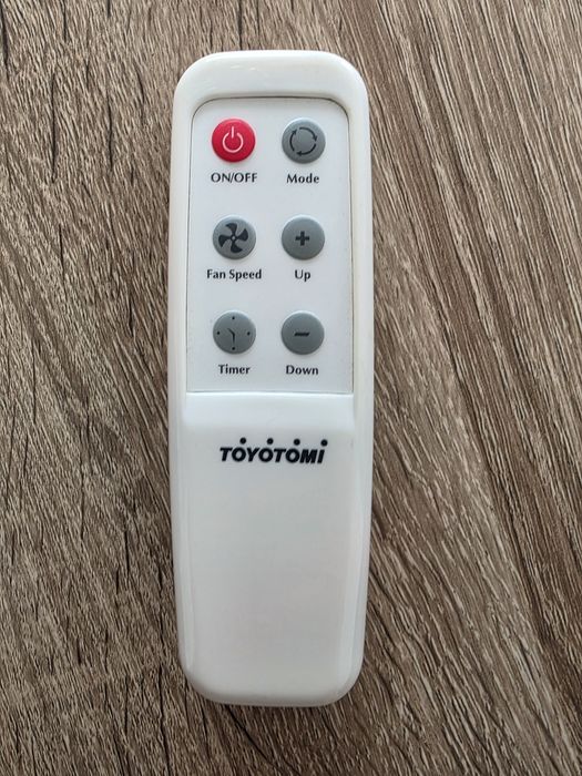 Klimatyzator Toyotomi 2,6kW z pilotem i długą rurą.  Poznań