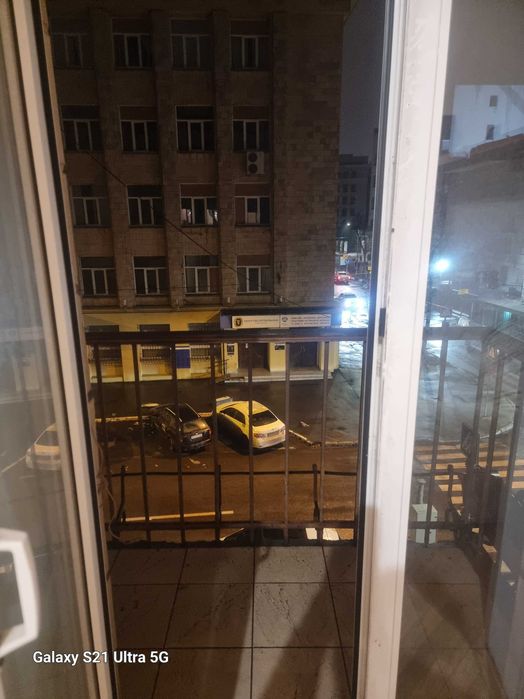 Продам 3 кв вул. Свободи ( Іванова) 12/16, до метро -4 хвилини