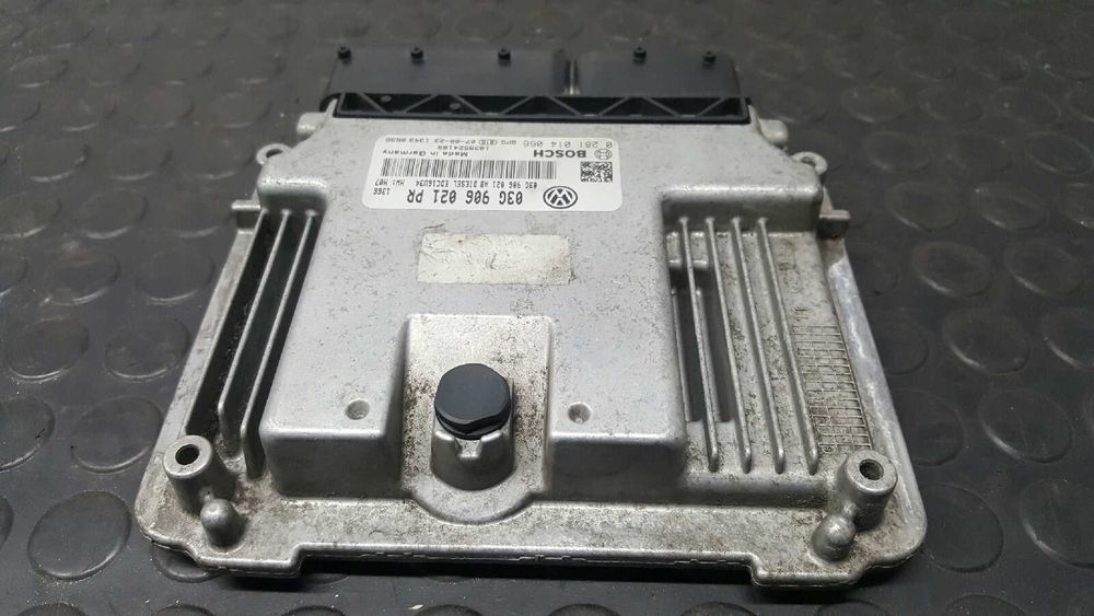 CENTRALINA DO MOTOR UCE VOLKSWAGEN GOLF V BERLINA (1K1) IGOLF