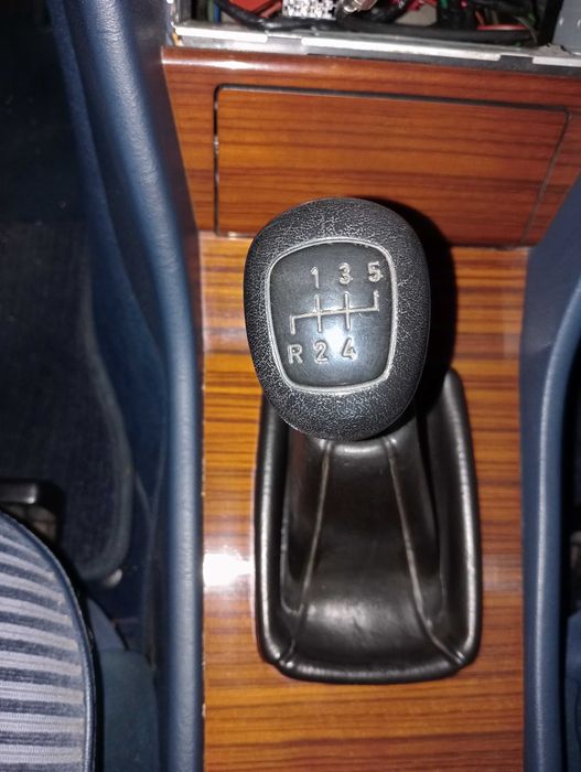 Mercedes W124 200 - Gasolina