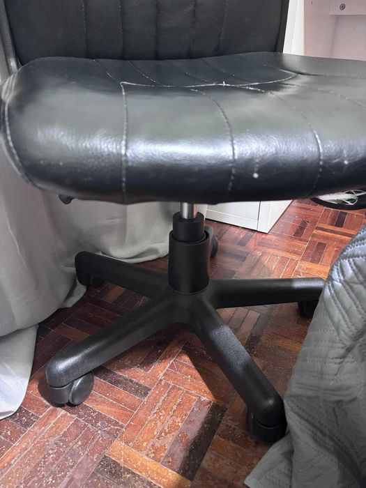 Cadeita de escritório