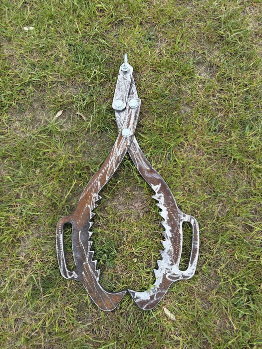 Chytak do drewna hardox 400