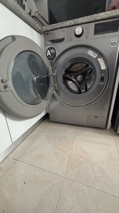 Máquina de Lavar LG ThinQ 10kg