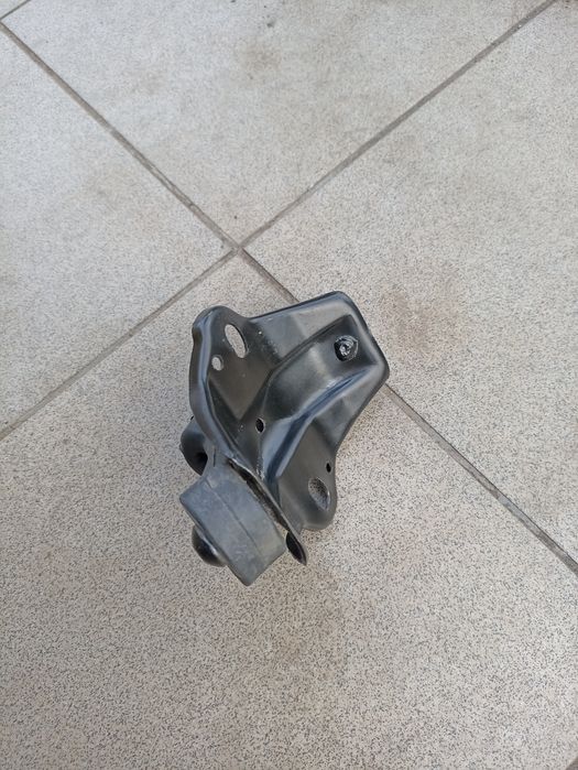 Кронштейн глушителя Febi 19934