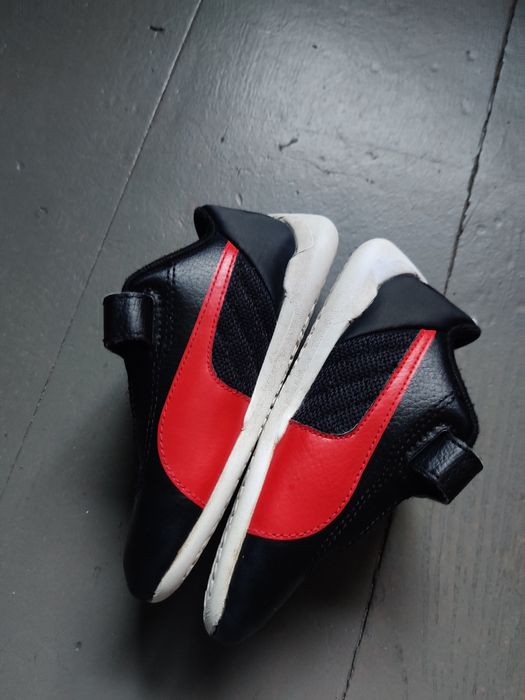 Buty dziecięce Puma Ferrari Rozmiar 25