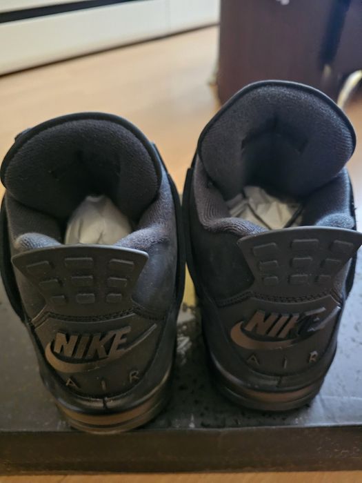 Jordan 4 black cat