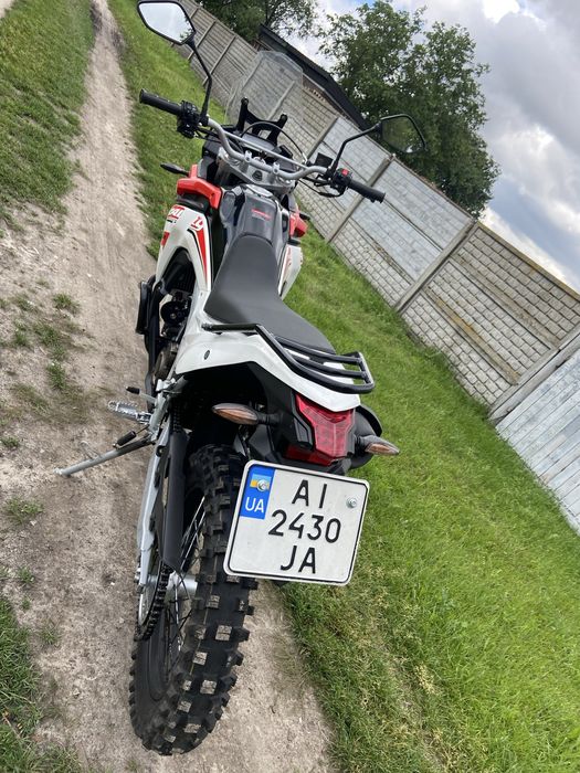 Voge Rally 300  він же Loncin lx300gy-a