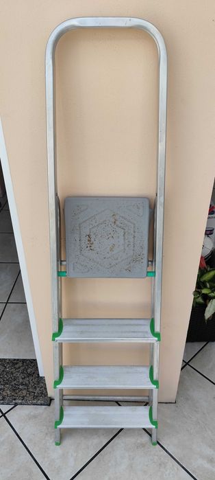 Escadote 4 degraus