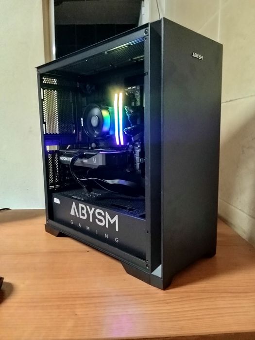 pc gaming - ryzen 7 8700G - RTX 5060 TI - 32GB - 1TB
