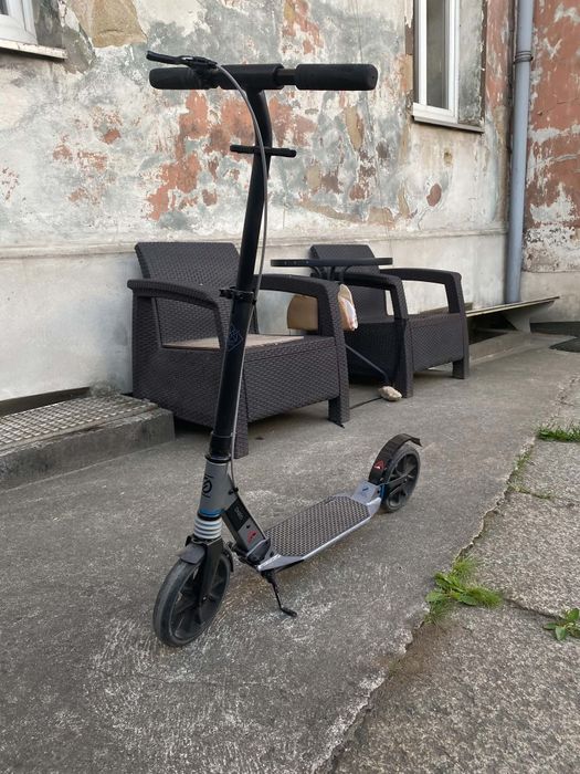 Hulajnoga Oxelo z amortyzacją – stan bardzo dobry