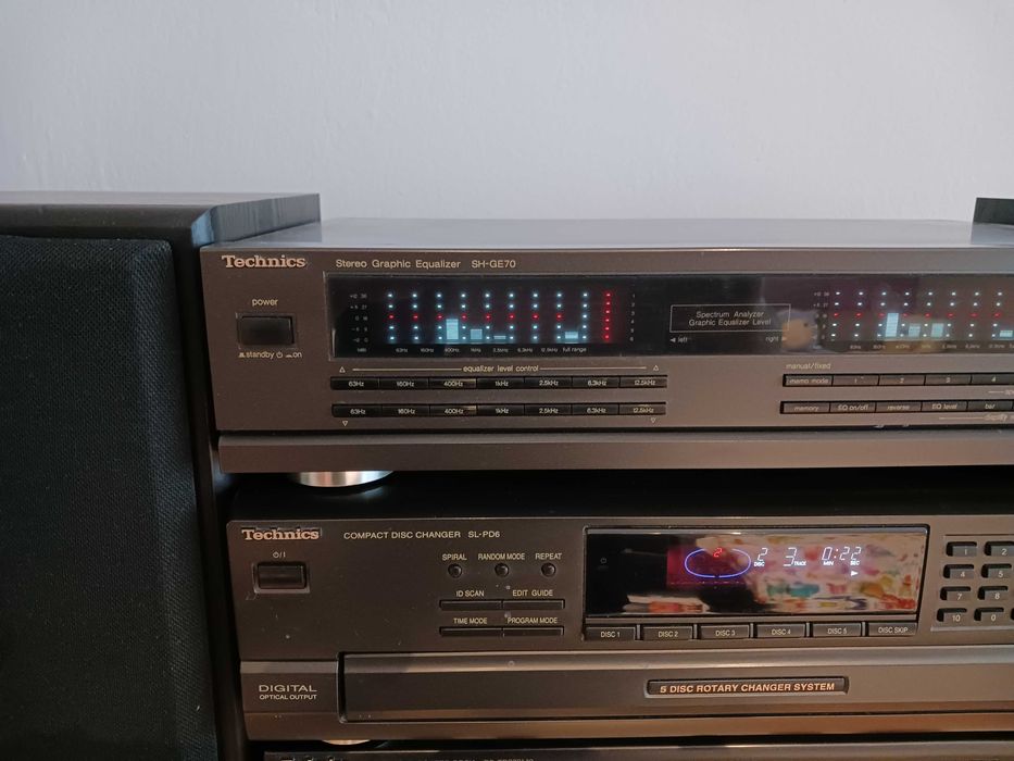 Technics zestaw 4 elementów plus głośniki Quadral