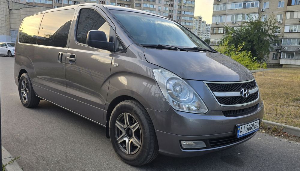 Hyundai H1 Starex