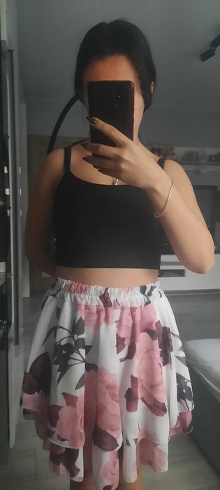 Spódniczka w kwiaty