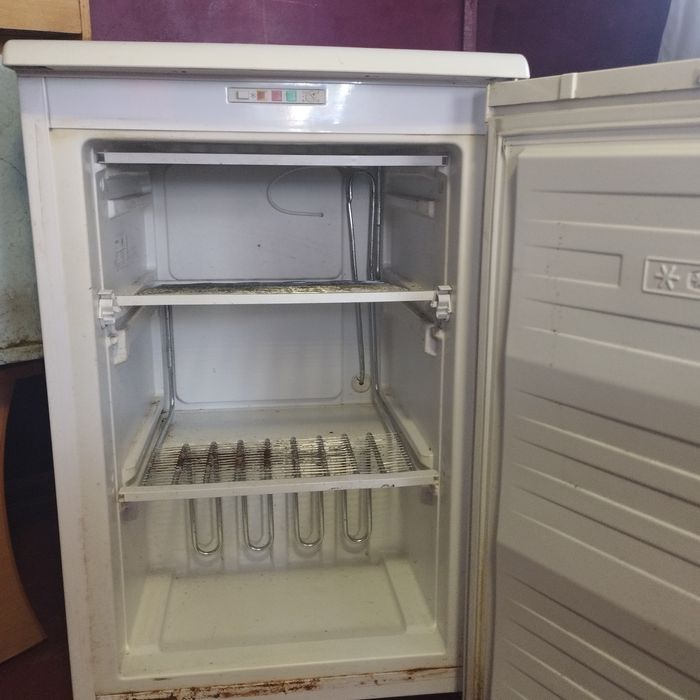 Продам морозильну камеру б/ у.