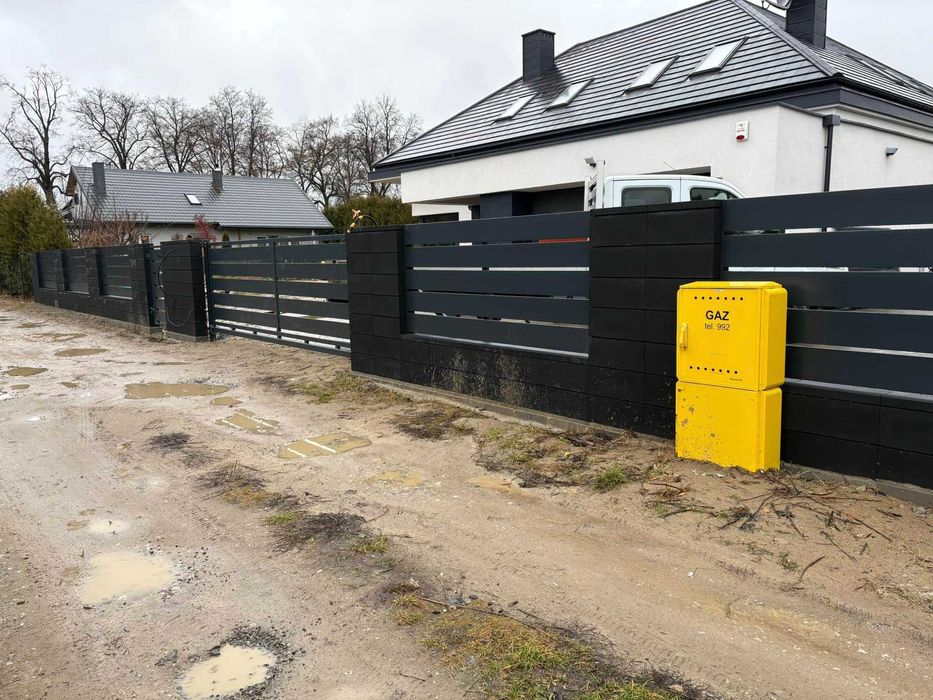 Ogrodzenia kompleksowo.  Bramy | Słupki | Siatka | Panele ogrodzeniowe
