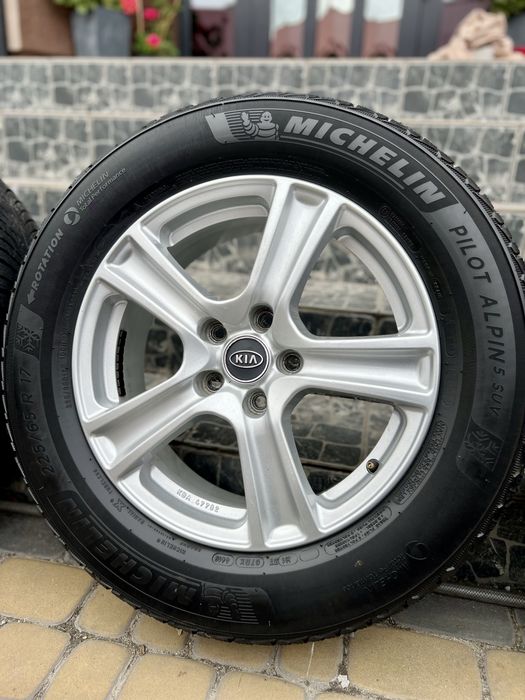 Колеса в зборі 5х114,3 r17 зима 225/65 Sorento SantaFe Tucson Qashqai