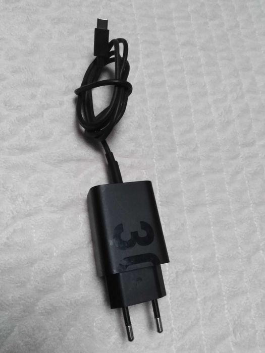 ładowarka sieciowa Motorola MC-302 + kabel USB-C