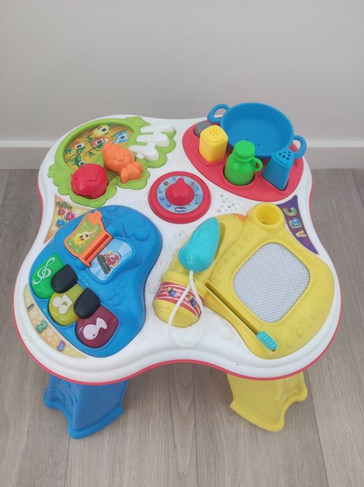 Mesa de actividades Chicco