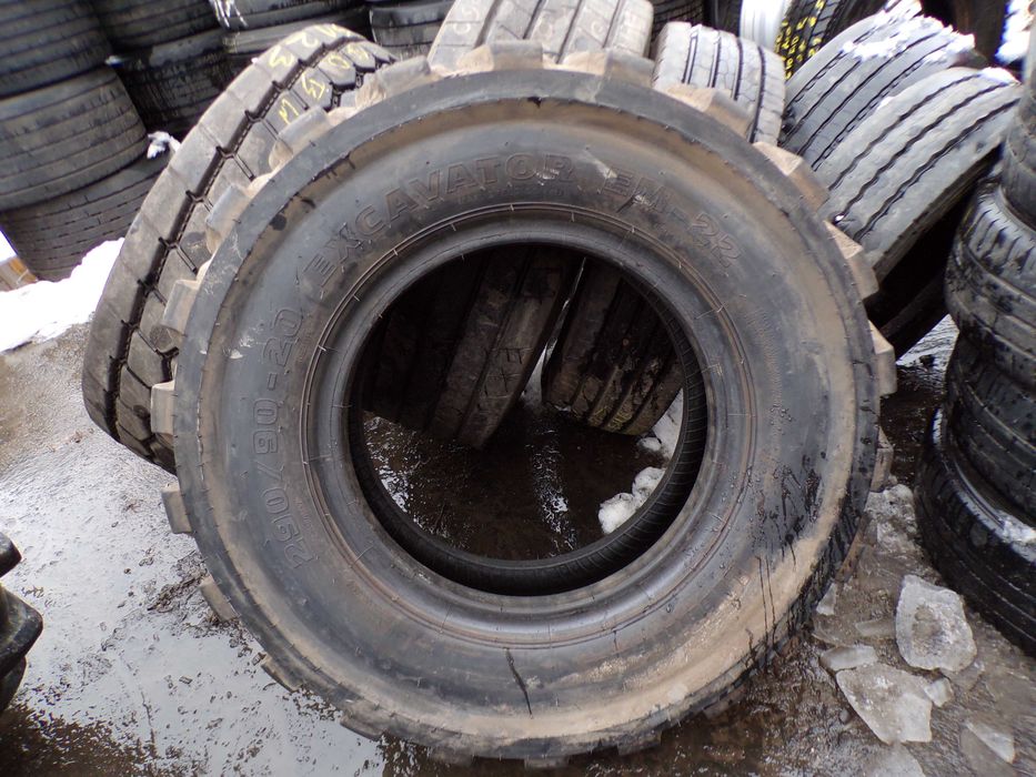 Opona 290/90-20 LIEBHERR EXCAVATOR EM-22 (650 netto)