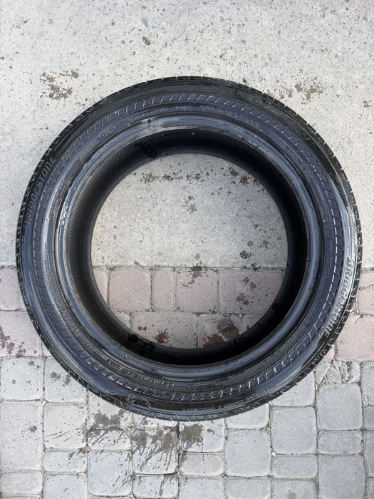 Bridgestone Alenza as 02 rft 235 50 r20 100v