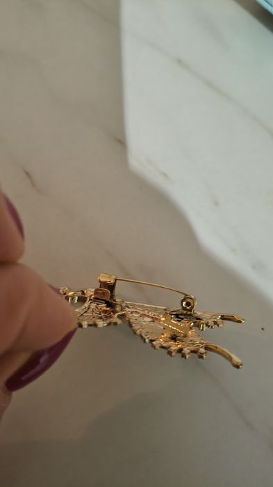 Broszka metalowa motyl